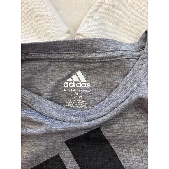 Adidas Boys Bundle of 2 Sweatshirt and Tshirt Size S/M - Picture 3 of 3